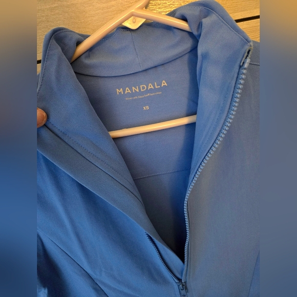 NWOT Mandala Scrub Jacket - Ceil Blue - Picture 7 of 8